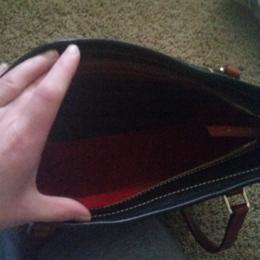 Dooney & Bourke Purse.